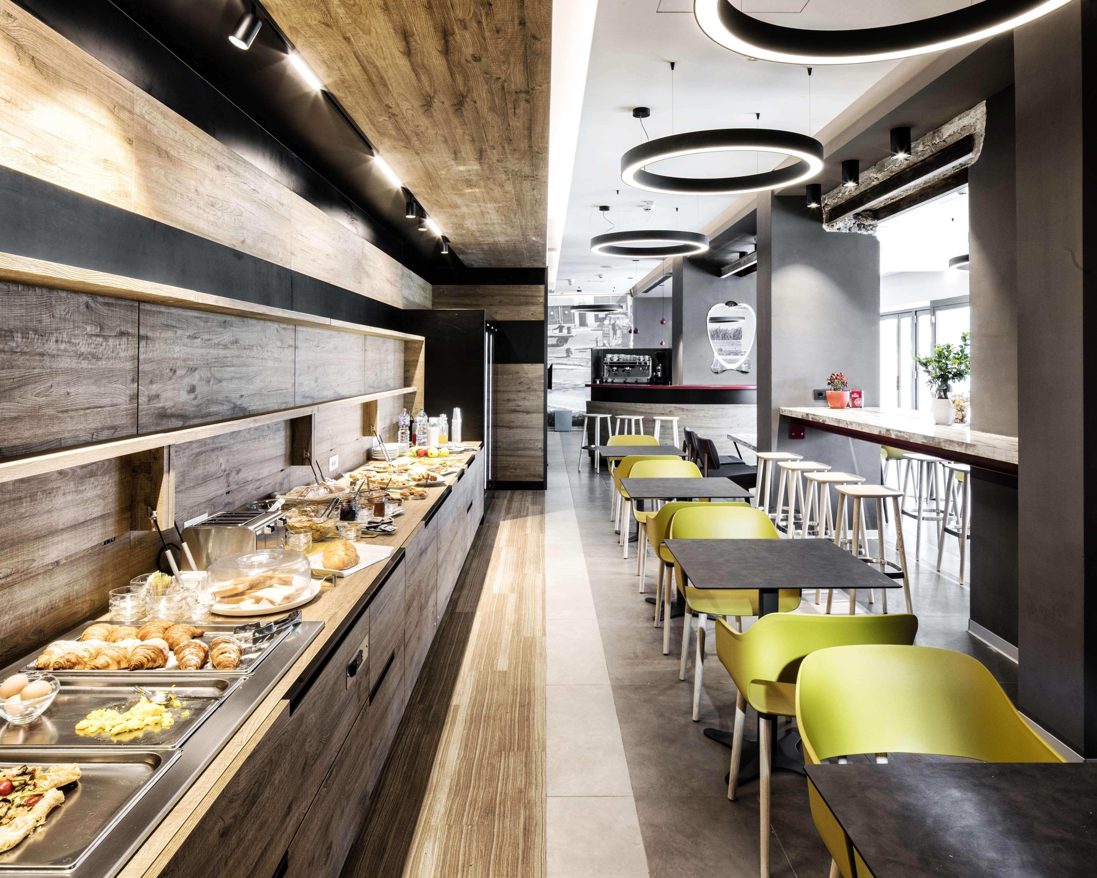 科西贝斯特韦斯特酒店 Torrimpietra 外观 照片