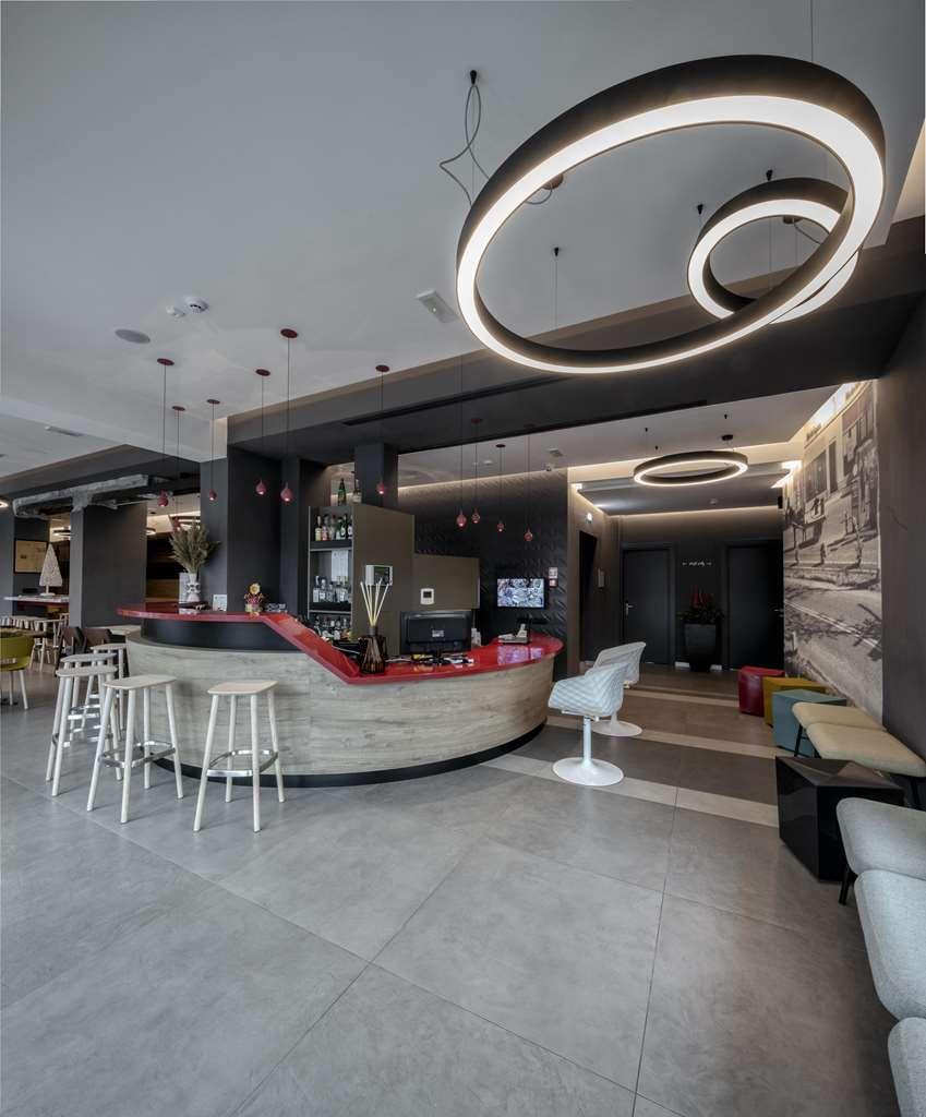 科西贝斯特韦斯特酒店 Torrimpietra 外观 照片