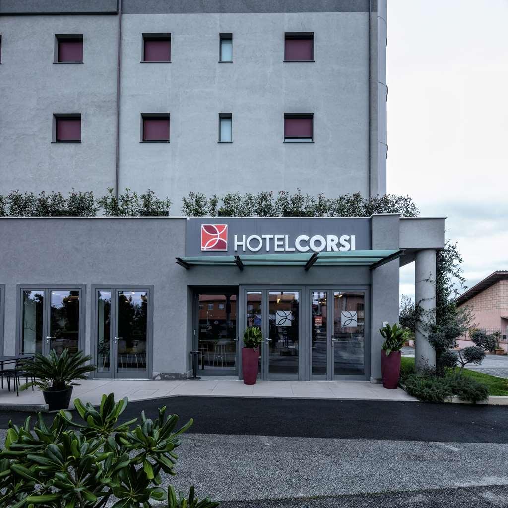 科西贝斯特韦斯特酒店 Torrimpietra 外观 照片