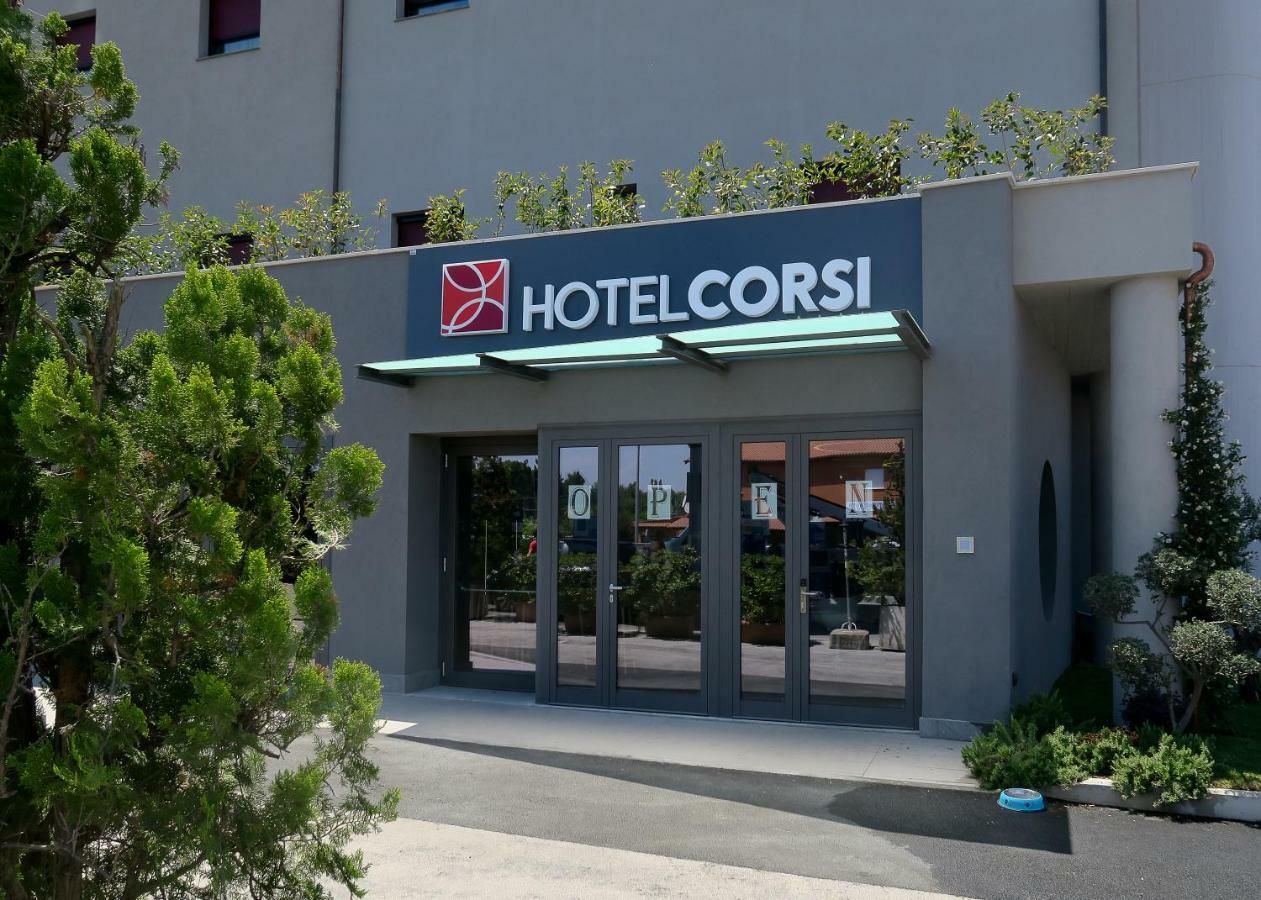 科西贝斯特韦斯特酒店 Torrimpietra 外观 照片